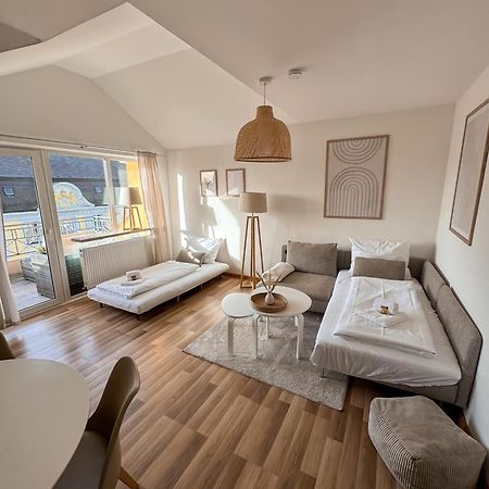 C4S Come4Stay Altoetting - 3-Zi Whg I Zentrale Lage I Parkplatz I Balkon I Wifi I Smarttv I 1 Kingsize, 1 Queensize Bett I Office Arbeitsplatz I Wohnbereich Mit Couch Und Essbereich I Voll Ausgestattete Kueche I Nespresso Altötting Exterior foto