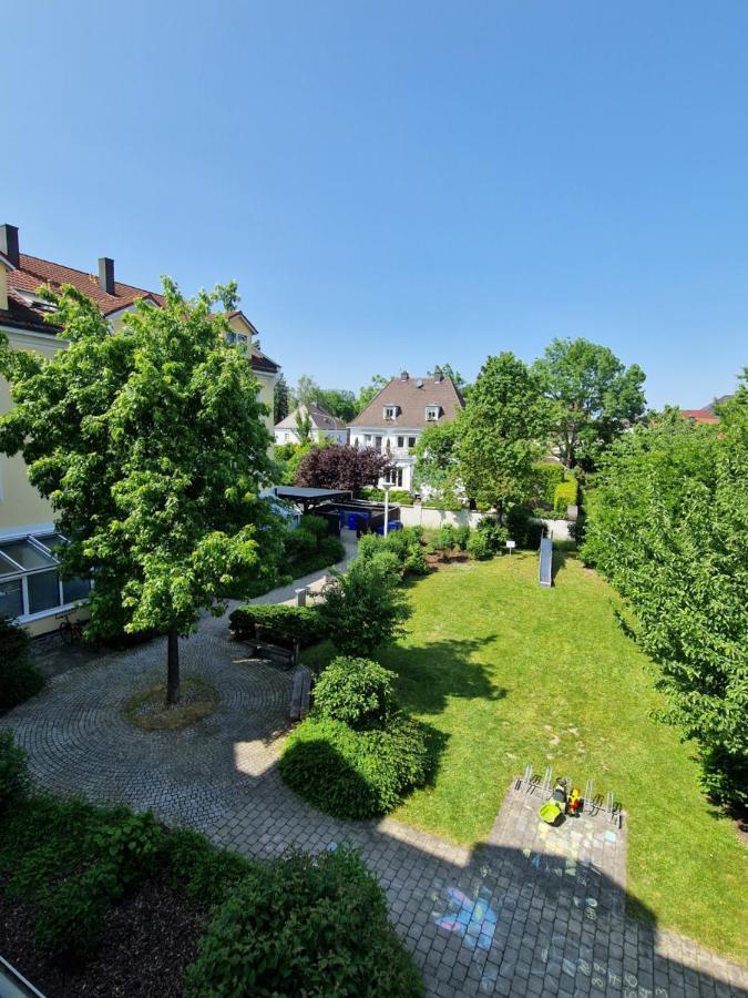 C4S Come4Stay Altoetting - 3-Zi Whg I Zentrale Lage I Parkplatz I Balkon I Wifi I Smarttv I 1 Kingsize, 1 Queensize Bett I Office Arbeitsplatz I Wohnbereich Mit Couch Und Essbereich I Voll Ausgestattete Kueche I Nespresso Altötting Exterior foto